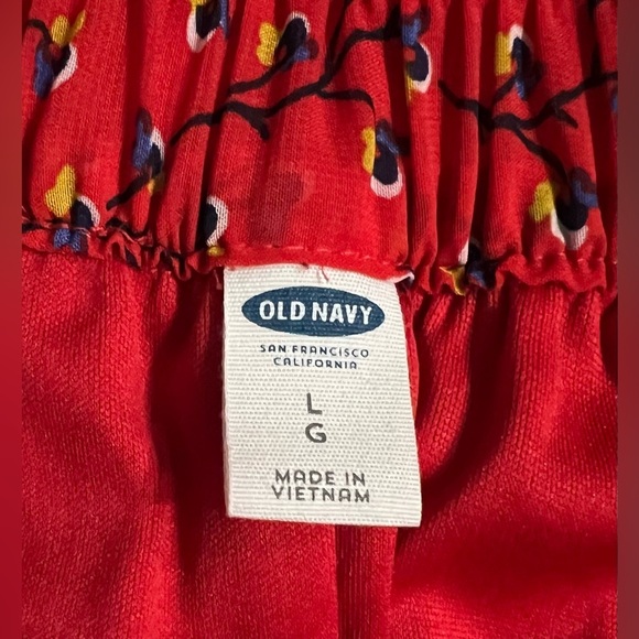 OLD NAVY Pleated Floral Chiffon Skater Mini Skirt in Red Size Large - Picture 6 of 7